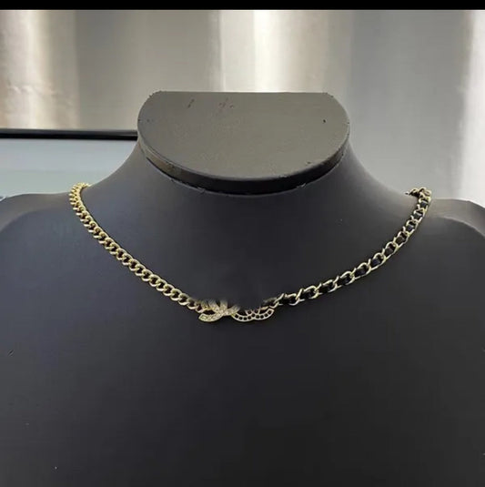 Designers fashion Pendant necklace for women