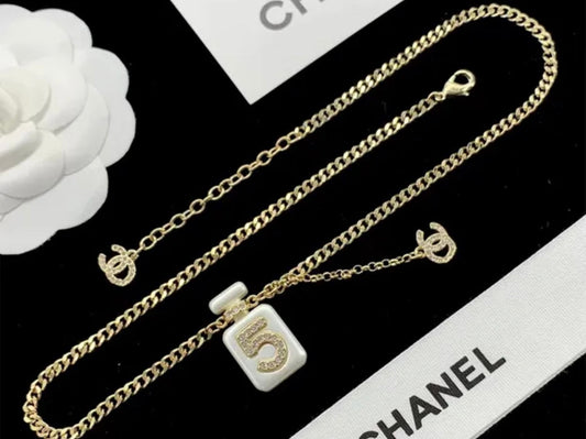 Designer pendant necklace