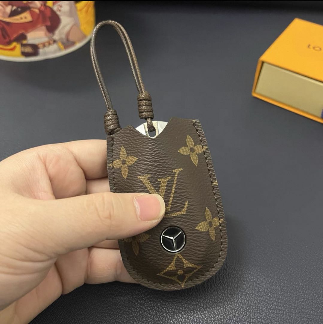 Luxury Leather Smart Key Cover – Designed for Audi, BMW, Benz & VW 🚗✨