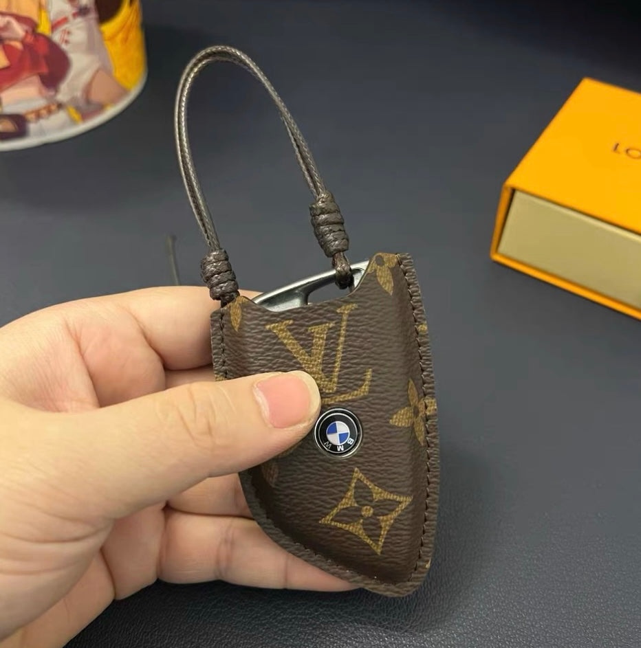Luxury Leather Smart Key Cover – Designed for Audi, BMW, Benz & VW 🚗✨