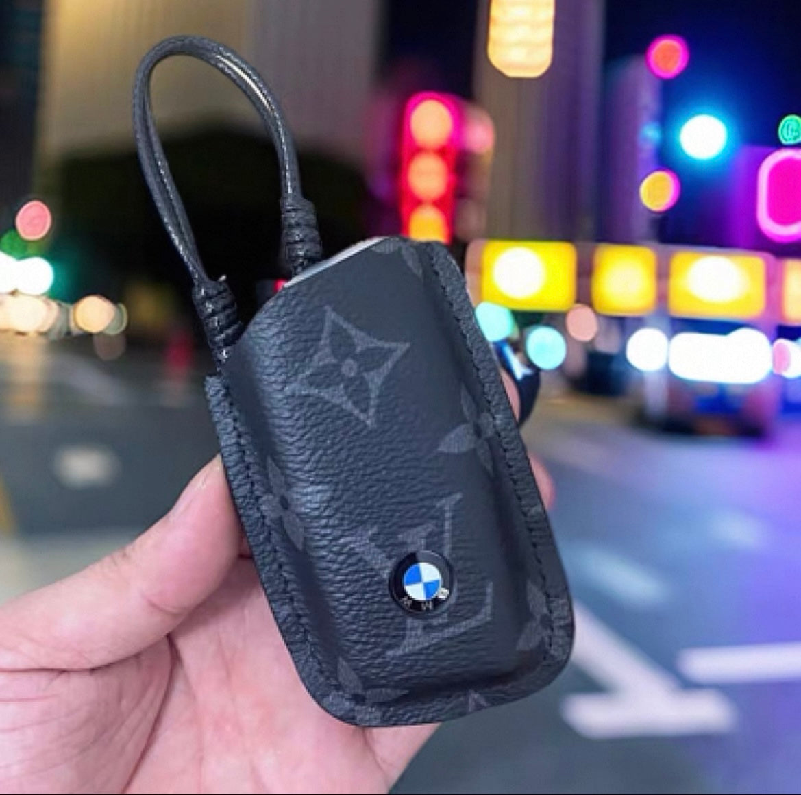 Luxury Leather Smart Key Cover – Designed for Audi, BMW, Benz & VW 🚗✨
