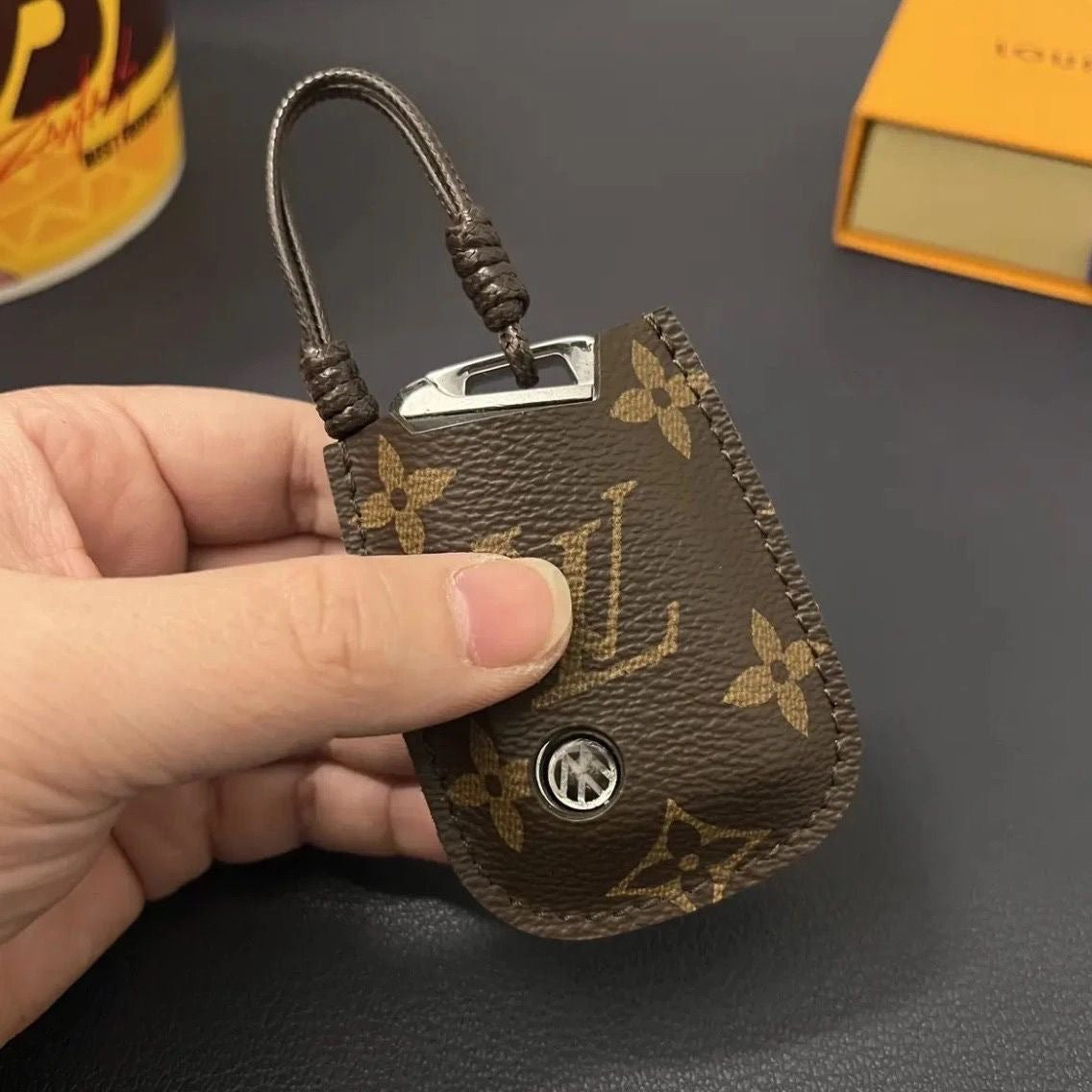 Luxury Leather Smart Key Cover – Designed for Audi, BMW, Benz & VW 🚗✨