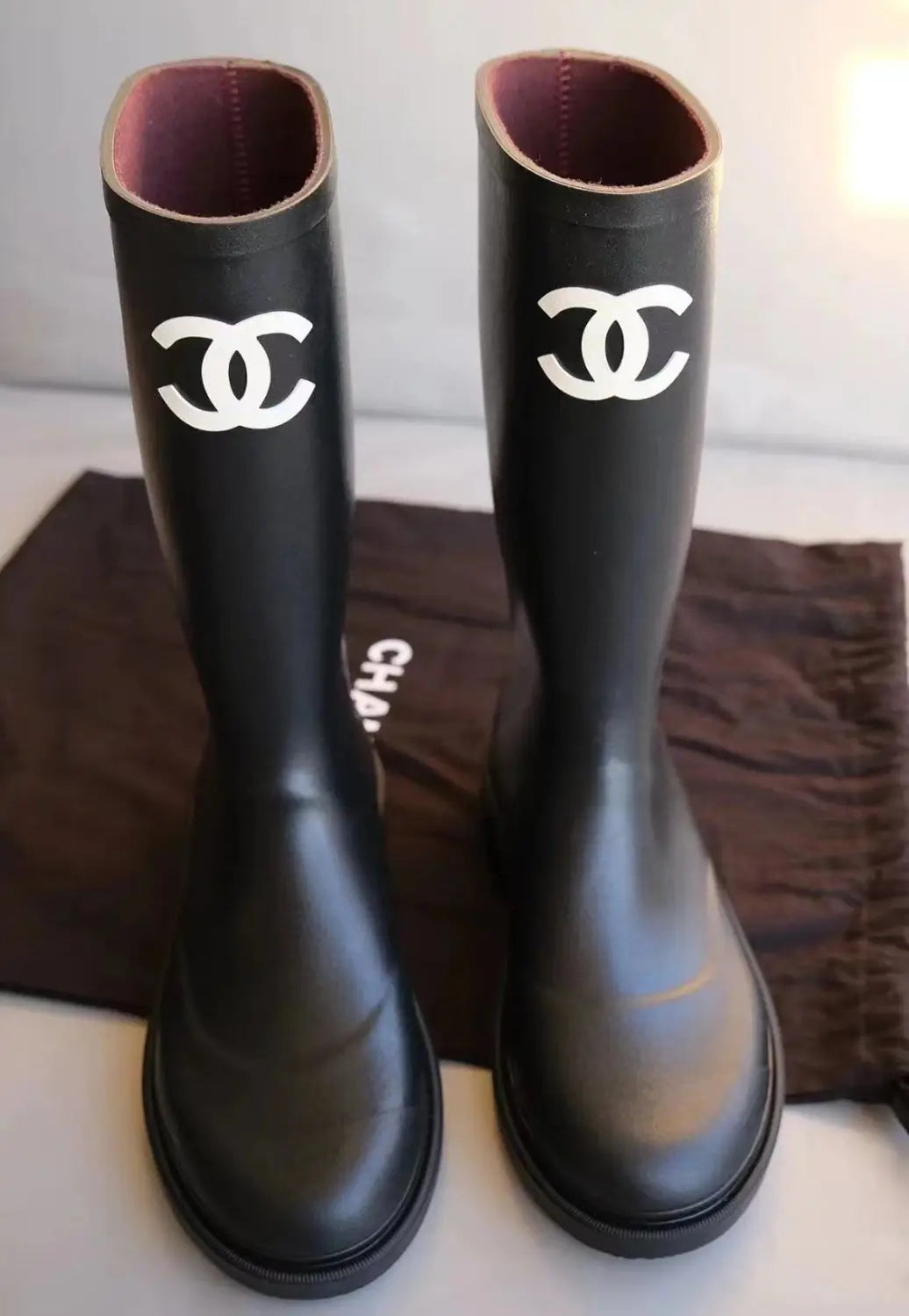 Elegant Classic Waterproof Tall Boots – Timeless Style & Comfort