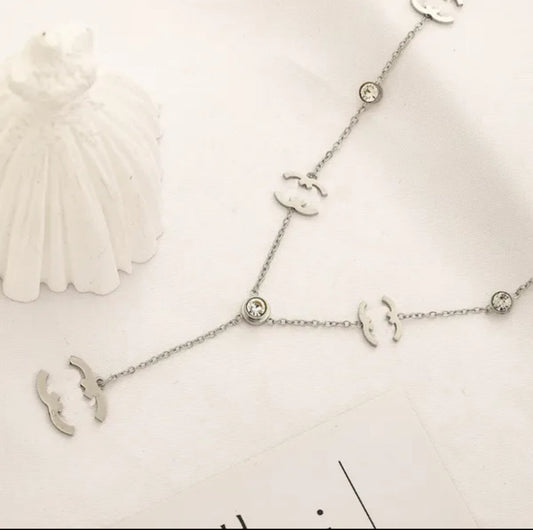 Designer Brand letter CC Necklace Elegant