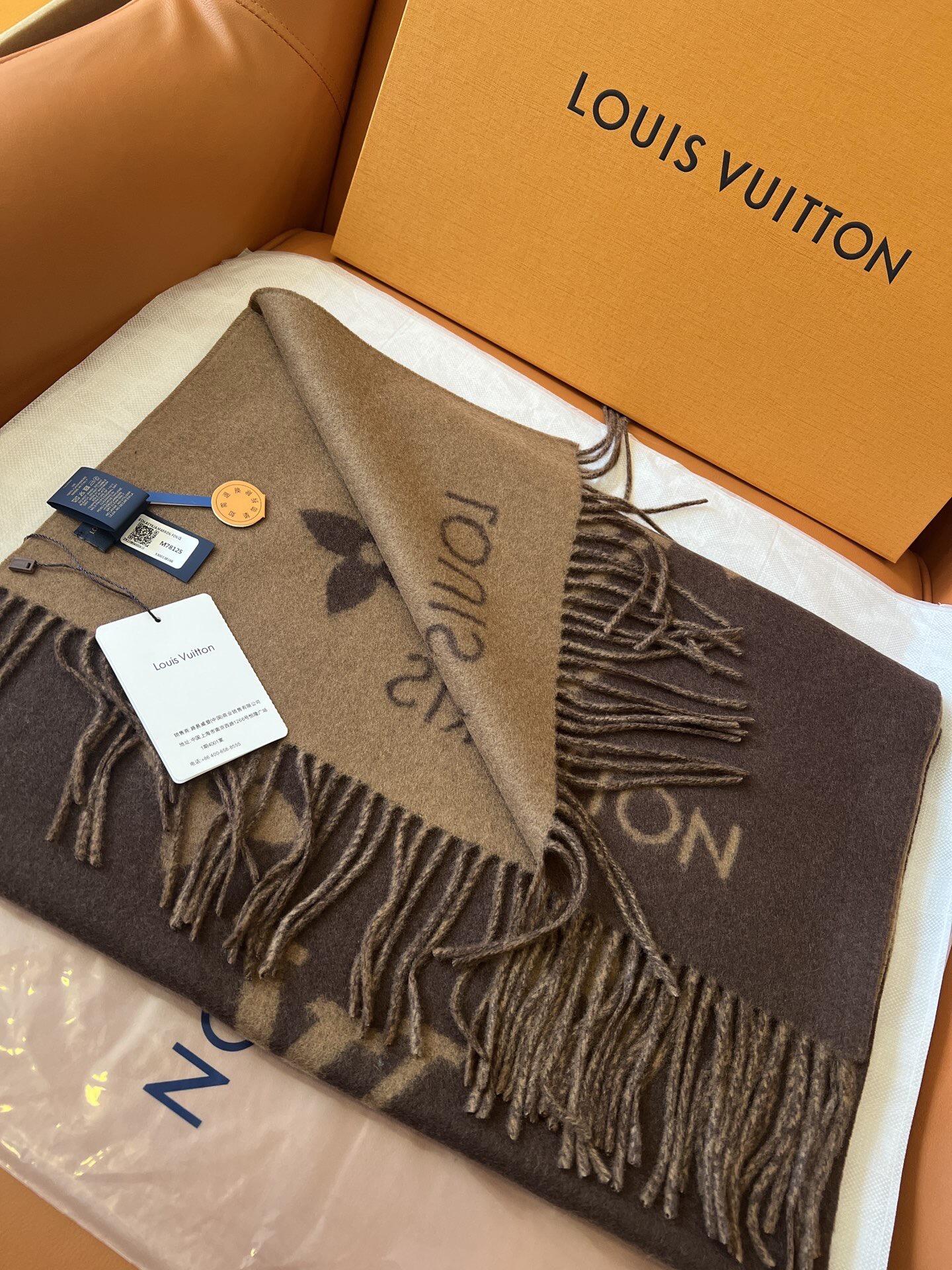 Brown tone full print texture knitted scarf, retro style gift box shawl